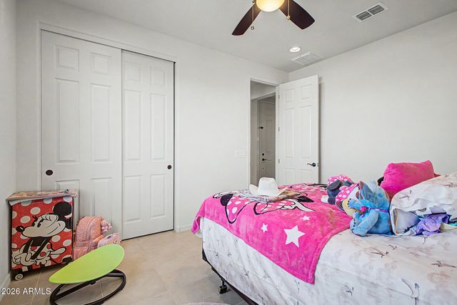 1957 W Fawn Way, San Tan Valley, AZ 85144