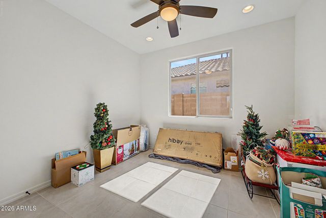 1957 W Fawn Way, San Tan Valley, AZ 85144