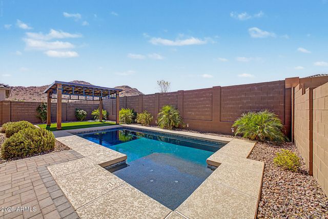 1957 W Fawn Way, San Tan Valley, AZ 85144