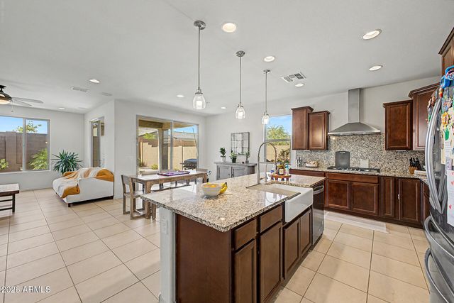 1957 W Fawn Way, San Tan Valley, AZ 85144