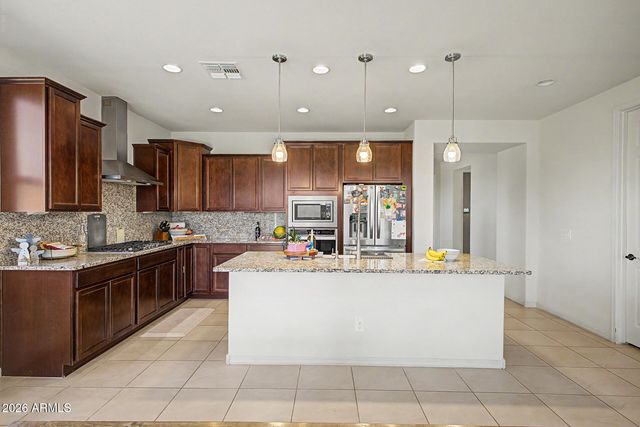 1957 W Fawn Way, San Tan Valley, AZ 85144