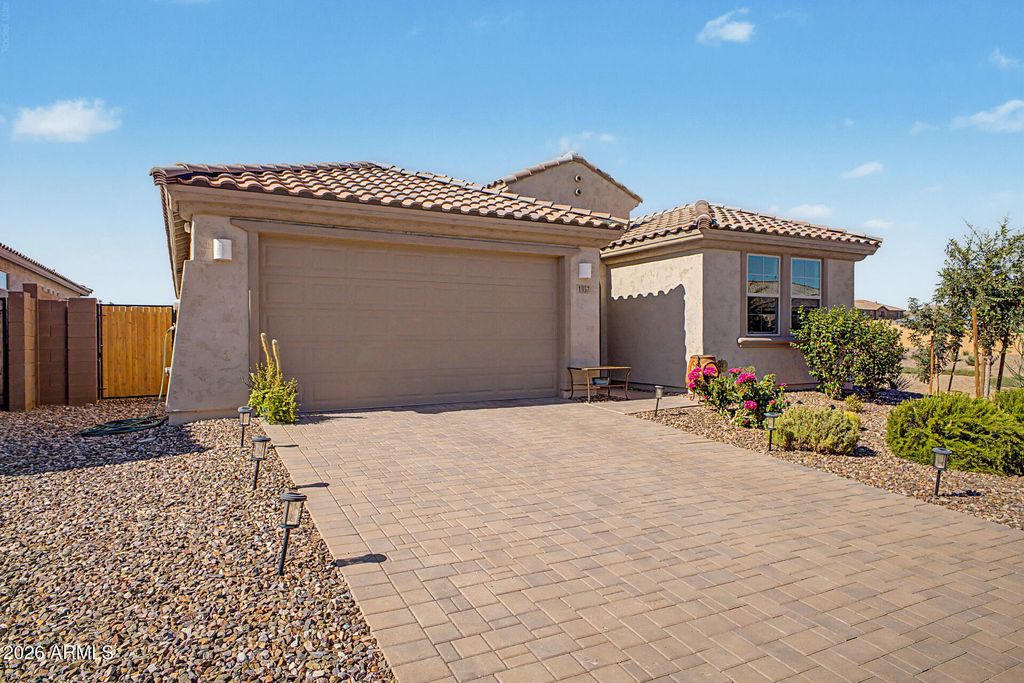 1957 W Fawn Way, San Tan Valley, AZ 85144 — photo 2