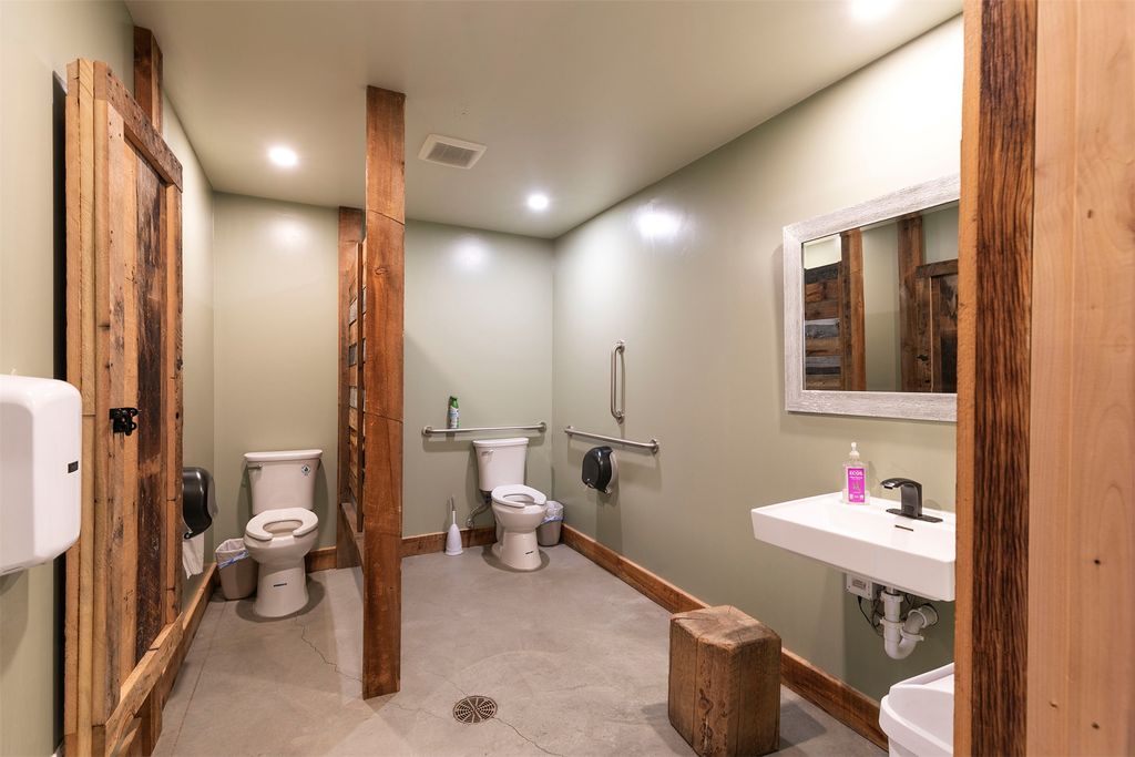 125 & 139 Hannon Lane, Darby, MT 59829 photo 22