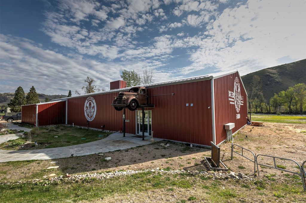 125 & 139 Hannon Lane, Darby, MT 59829 photo 6