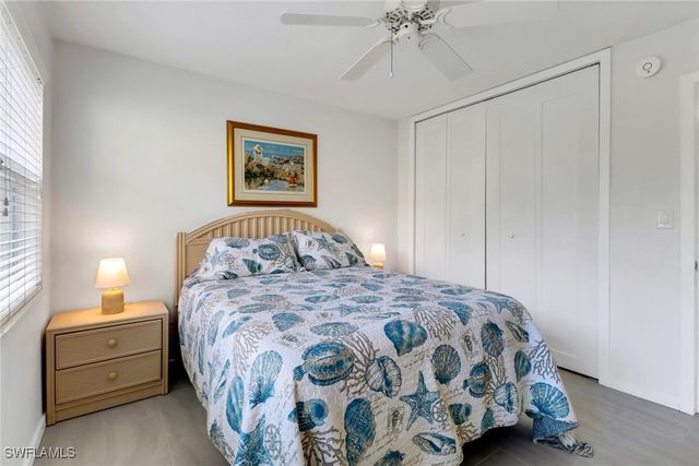 207 8th AVE S 207A, Naples, FL 34102