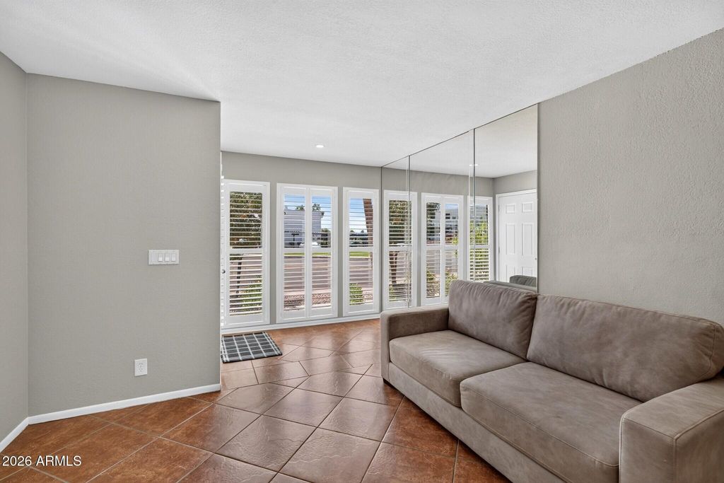 1840 E MORTEN Avenue 138, Phoenix, AZ 85020 — photo 4