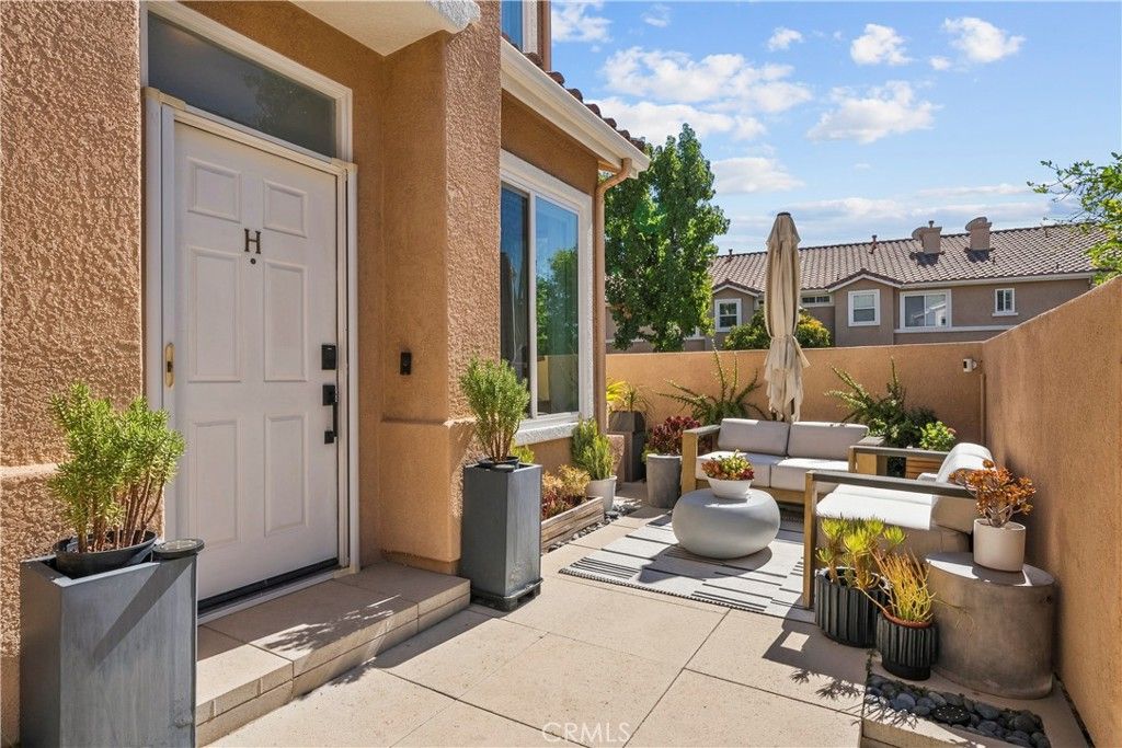 25735 Perlman Place H, Stevenson Ranch, CA 91381 — photo 3