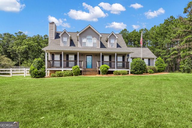55 Ewing Drive, Social Circle, GA 30025