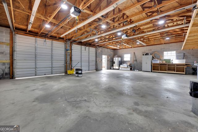 55 Ewing Drive, Social Circle, GA 30025