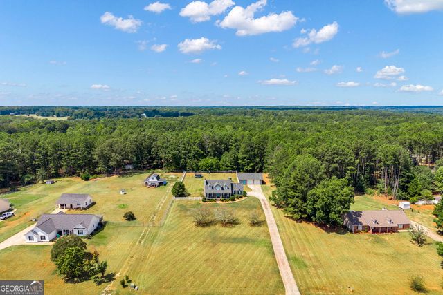 55 Ewing Drive, Social Circle, GA 30025