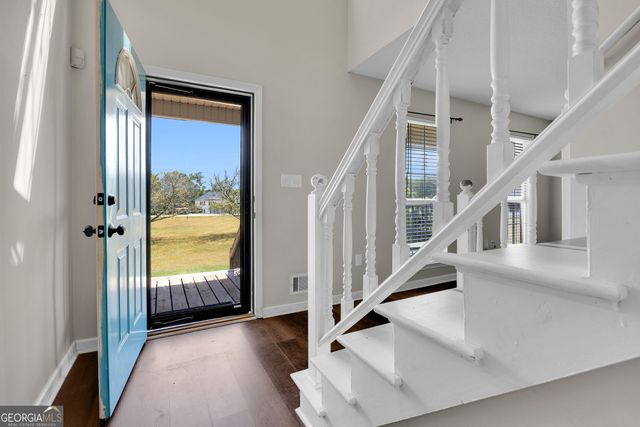 55 Ewing Drive, Social Circle, GA 30025