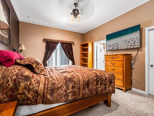 553 S Saunders Dr, Pueblo West, CO 81007