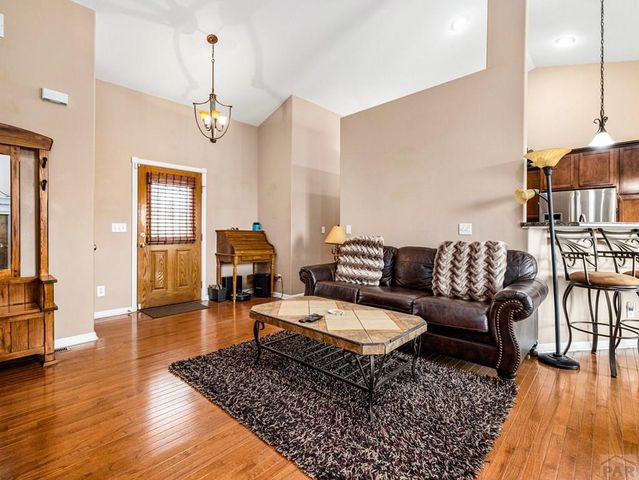 553 S Saunders Dr, Pueblo West, CO 81007