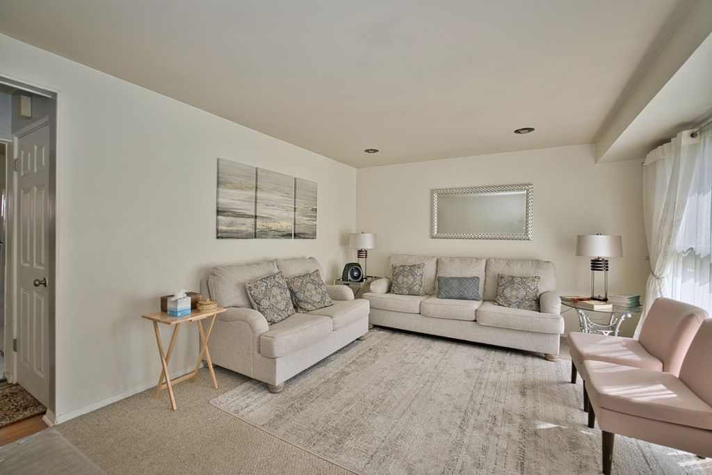 6948 Beckwith Road, Morton Grove, IL 60053 — photo 5