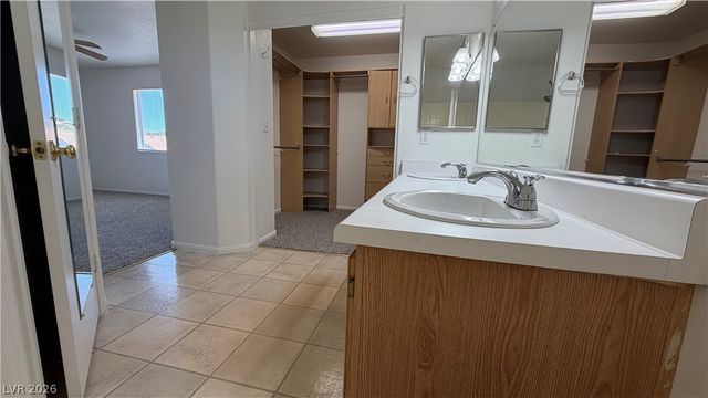 2424 Predera Avenue -, Henderson, NV 89052