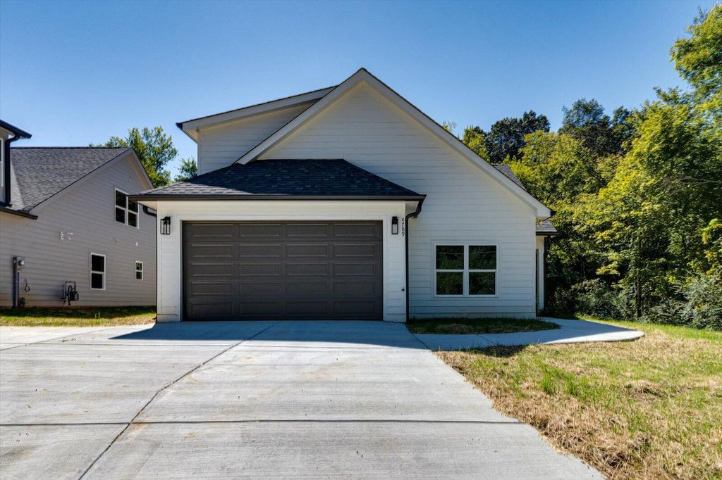 4789 Green Shanty Road, Ooltewah, TN 37363