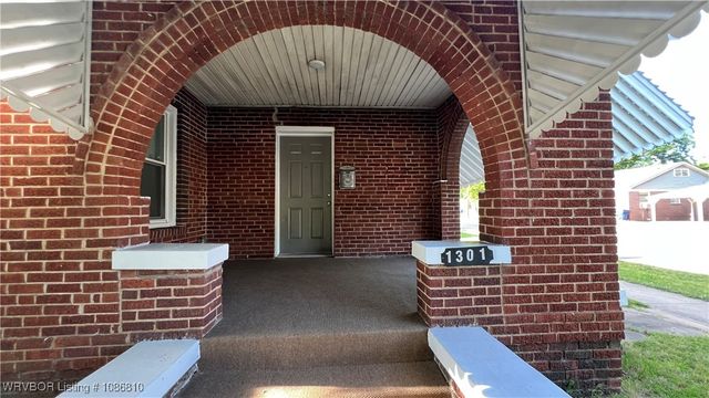 1301 N Greenwood Avenue, Fort Smith, AR 72901