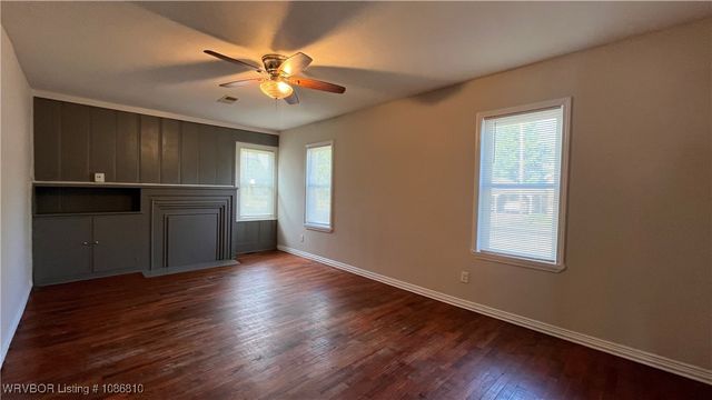 1301 N Greenwood Avenue, Fort Smith, AR 72901