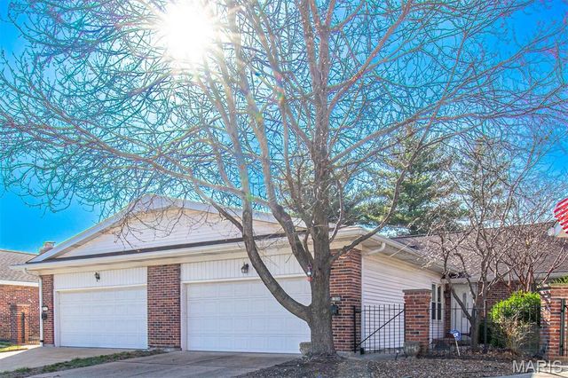 13036 GERANIUM Court, St Louis, MO 63146