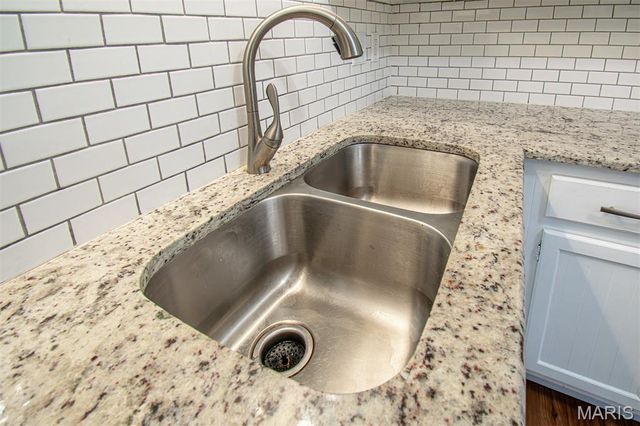 13036 GERANIUM Court, St Louis, MO 63146