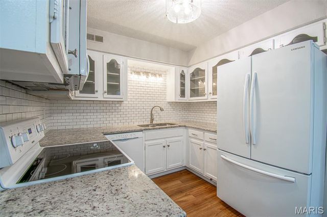 13036 GERANIUM Court, St Louis, MO 63146