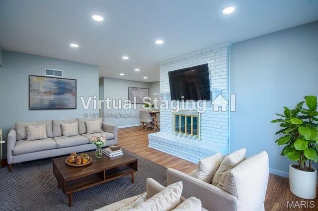 13036 GERANIUM Court, St Louis, MO 63146