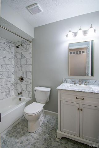 13036 GERANIUM Court, St Louis, MO 63146