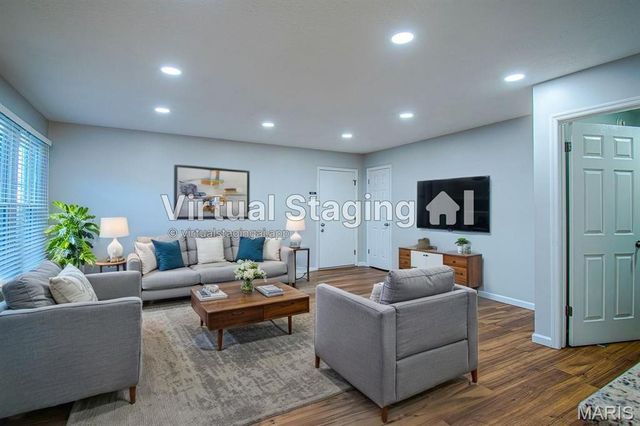 13036 GERANIUM Court, St Louis, MO 63146