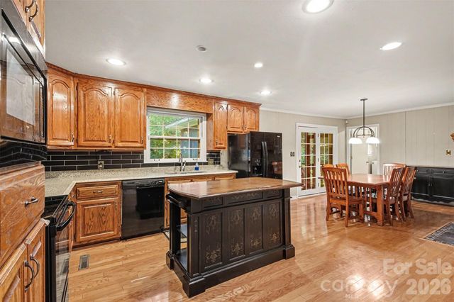 113 Brookshire Avenue, Kannapolis, NC 28083