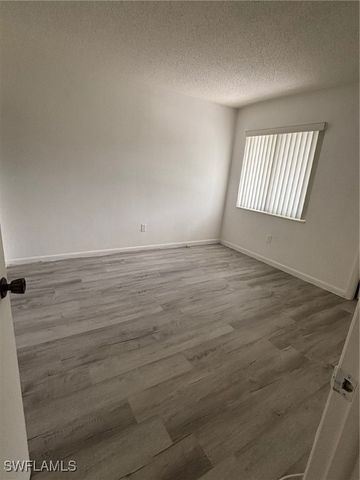 3250 10th ST N A8, Naples, FL 34103