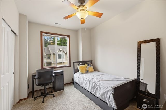 1047 215th Place SE, Bothell, WA 98021