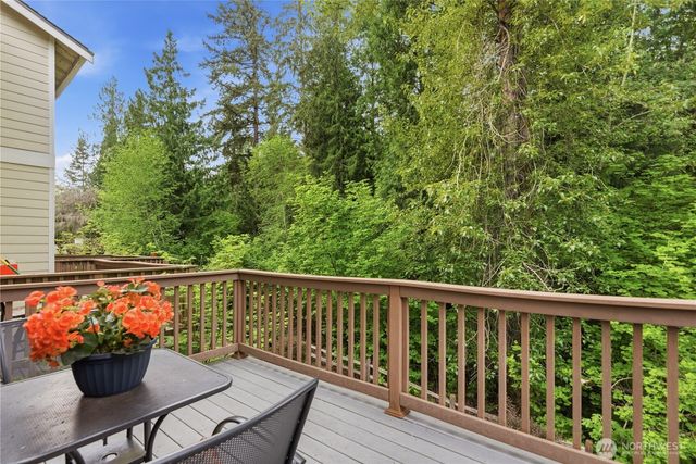 1047 215th Place SE, Bothell, WA 98021