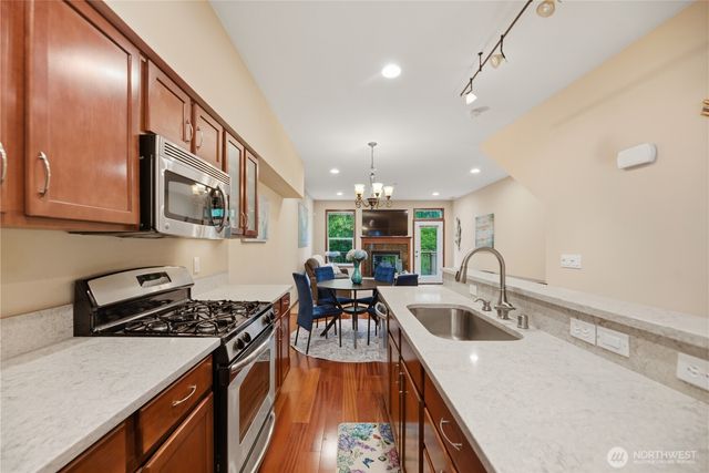 1047 215th Place SE, Bothell, WA 98021