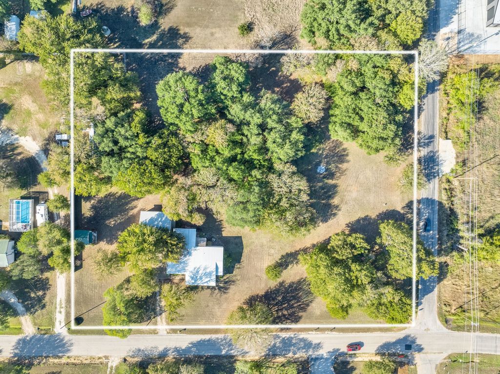 404 Cleveland Road, Granbury, TX 76049 — photo 2