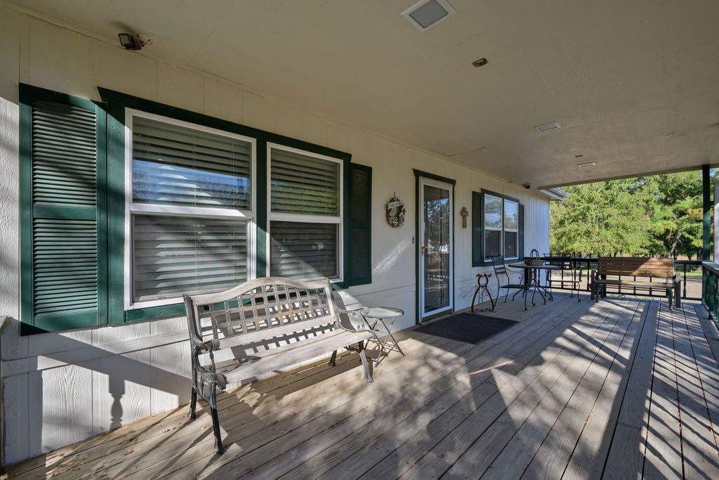 404 Cleveland Road, Granbury, TX 76049 — photo 5