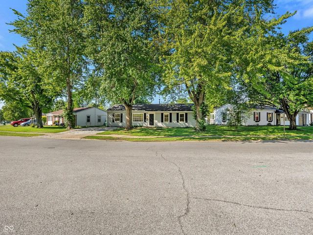 780 Maple Lane, Mooresville, IN 46158