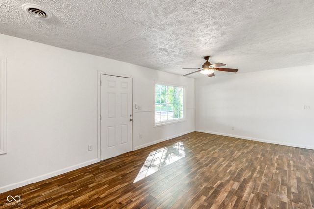 780 Maple Lane, Mooresville, IN 46158