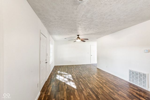 780 Maple Lane, Mooresville, IN 46158