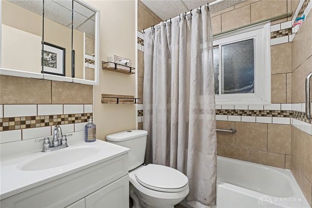 208 Rawson Drive, New Carlisle, OH 45344