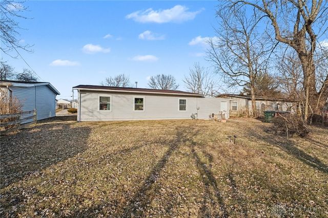 208 Rawson Drive, New Carlisle, OH 45344