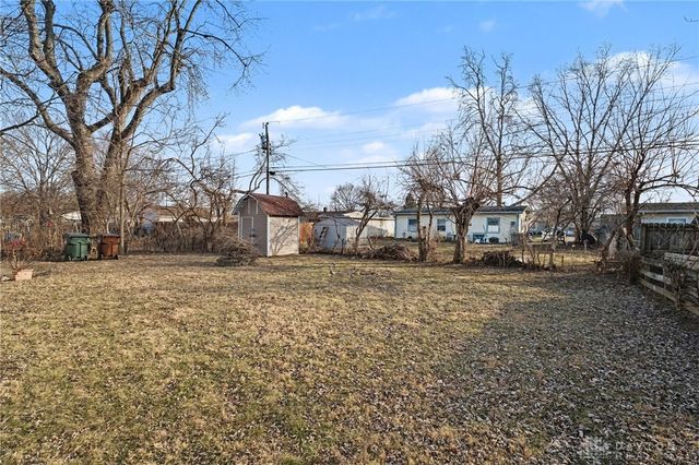 208 Rawson Drive, New Carlisle, OH 45344