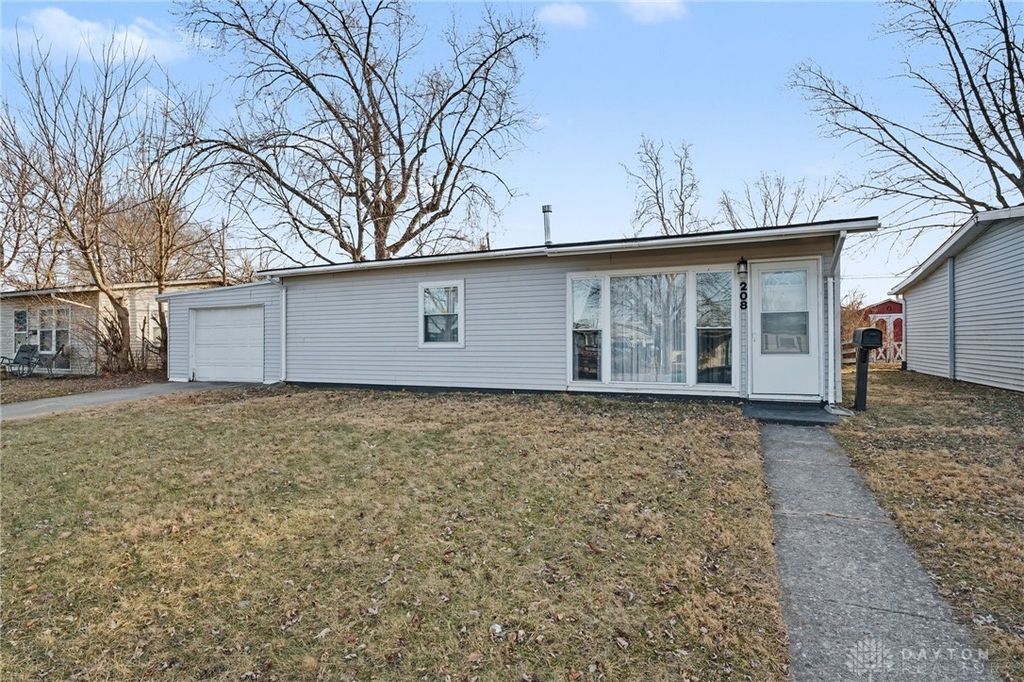 208 Rawson Drive, New Carlisle, OH 45344