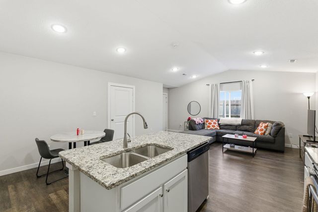 1801 E 69th Ct N, Park City, KS 67219