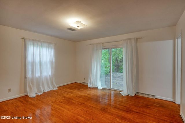 2509 Walbrook Dr, Louisville, KY 40222