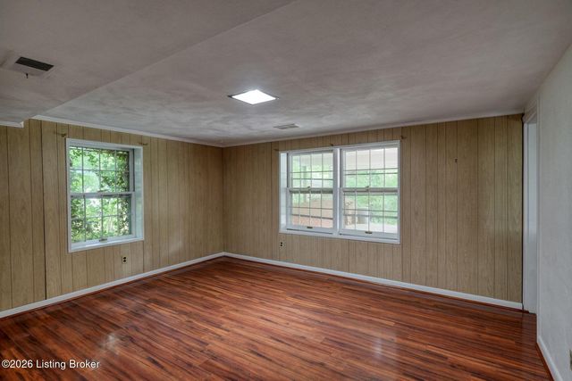 2509 Walbrook Dr, Louisville, KY 40222