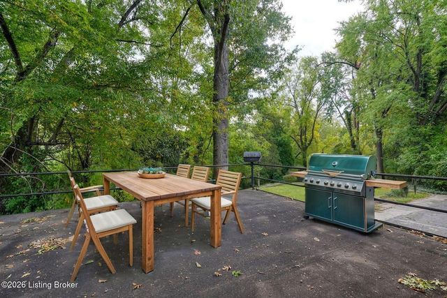 2509 Walbrook Dr, Louisville, KY 40222