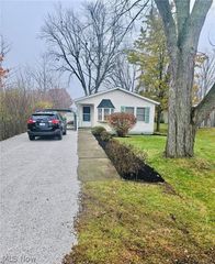 2644 Delaware Avenue SW, Canton, OH 44706