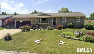 1004 5TH Street A, Hampton, IL 61256