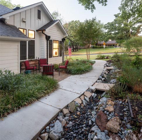 1600 W Day Street, Denison, TX 75020