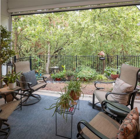 1600 W Day Street, Denison, TX 75020